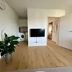 City-apartment, Messe Und Airport Bequem Erreichbar Dusseldorf